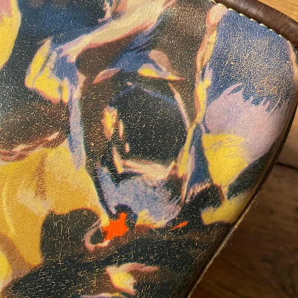 Patricia Nash Cross body top handled bag in English garden. - Picture 5 of 14